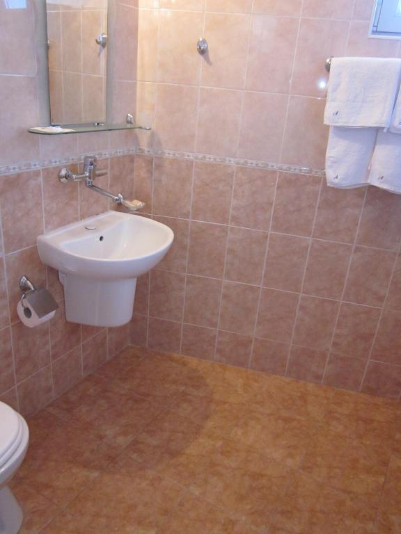 Albatros 2 Family Hotel Kiten  Bilik gambar